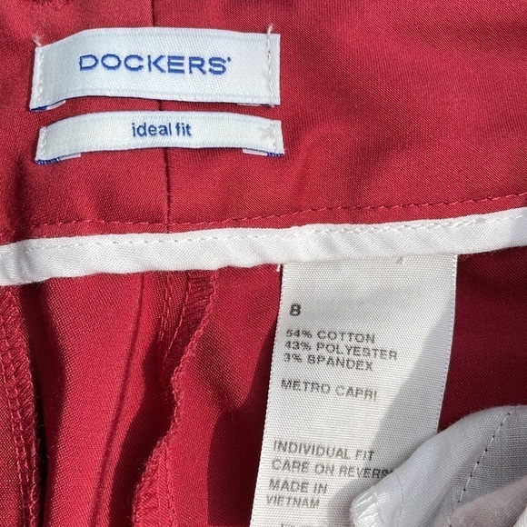 Dockers Ideal Fit‎ Metro Capri Pants - Picture 5 of 8